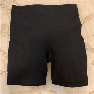 Lululemon Biker shorts - 4” size 4